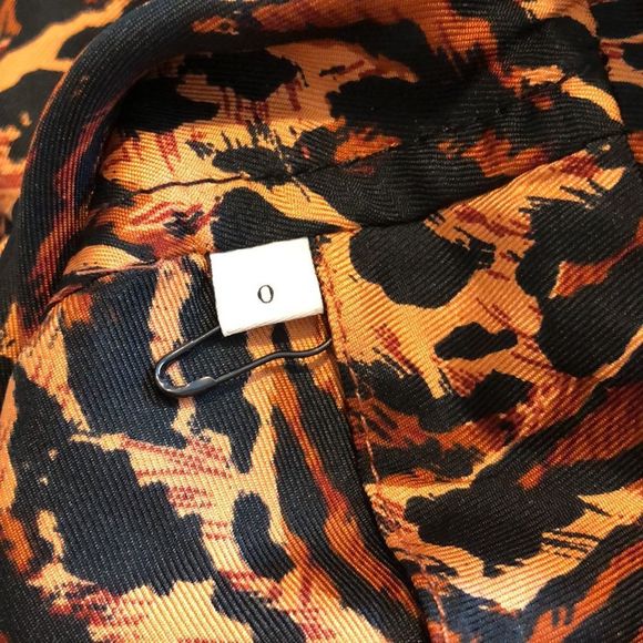 SANDRO EVIE ANIMAL PRINT SILK SHIRT - Picture 8 of 13